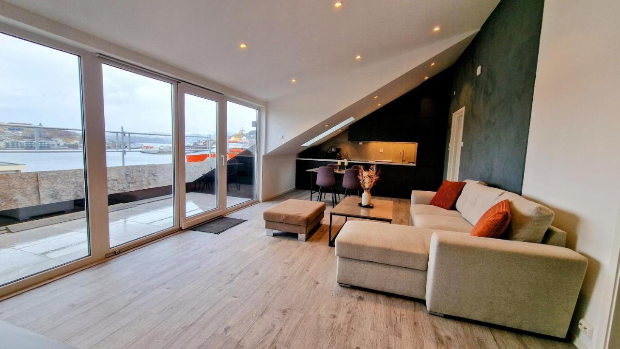 Lovely 2-Bedroom Loft With Panoramic View. 克里斯蒂安桑德 外观 照片